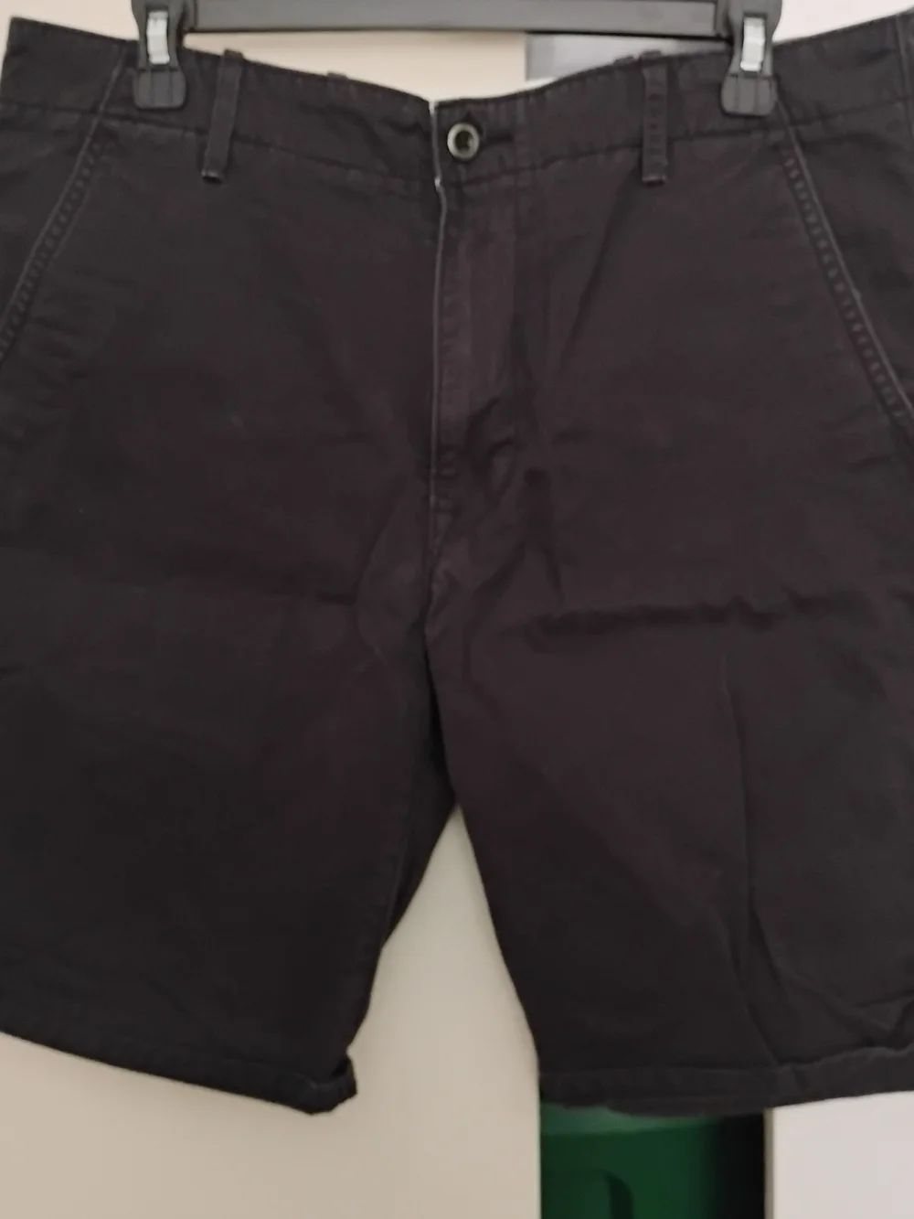 Levi's Black Flat-Front Men's Shorts